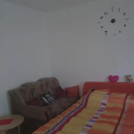 горішній пасічна зелена вулецька завод іскра біля лісу Apartament